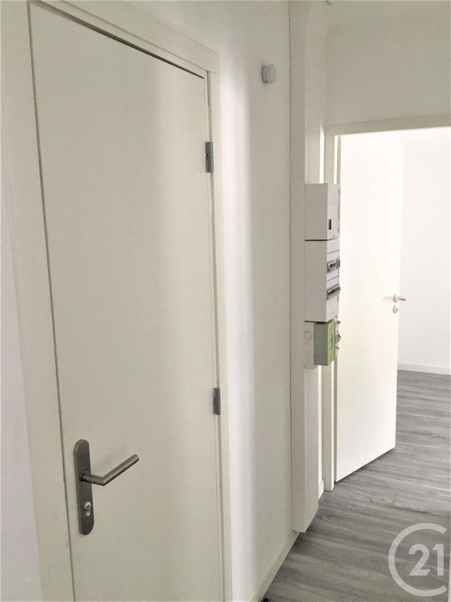 Appartement F2 &agrave; louer - 2 pi&egrave;ces - 35 m2 - Rouen - 76 - HAUTE-NORMANDIE