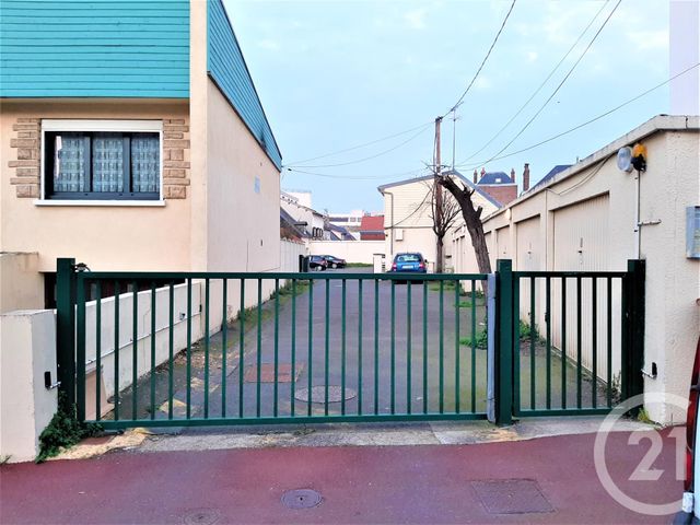 Parking à louer - 15 m2 - Rouen - 76 - HAUTE-NORMANDIE