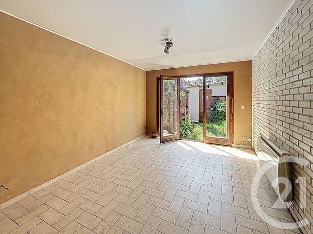 Afficher la photo en grand Maison à vendre - 4 pièces - 76,50 m2 - Sotteville Les Rouen - 76 - HAUTE-NORMANDIE