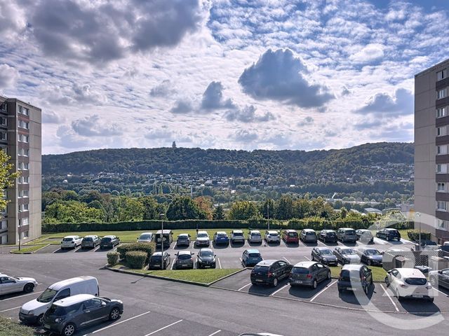 Appartement T5 à vendre - 5 pièces - 78,37 m2 - Darnetal - 76 - HAUTE-NORMANDIE