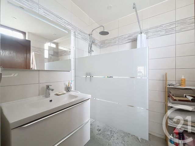 Maison à vendre - 4 pièces - 85 m2 - St Etienne Du Rouvray - 76 - HAUTE-NORMANDIE