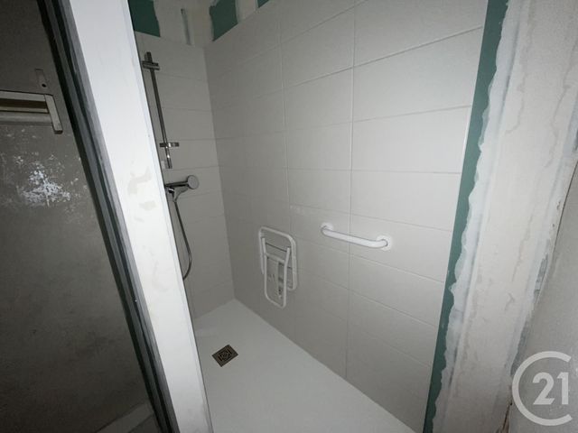 Afficher la photo en grand Appartement F3 à louer - 3 pièces - 55,70 m2 - Rouen - 76 - HAUTE-NORMANDIE