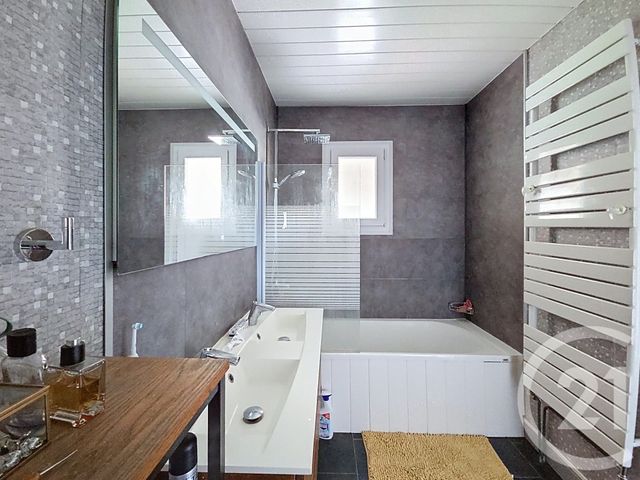 Maison à vendre - 4 pièces - 64 m2 - St Etienne Du Rouvray - 76 - HAUTE-NORMANDIE