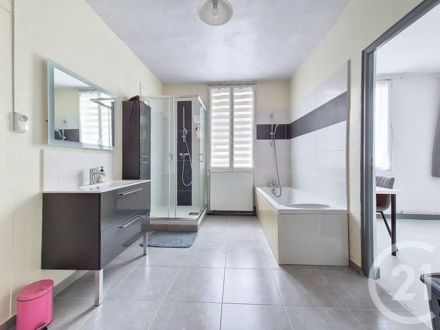 Maison à vendre - 4 pièces - 85,85 m2 - Le Petit Quevilly - 76 - HAUTE-NORMANDIE