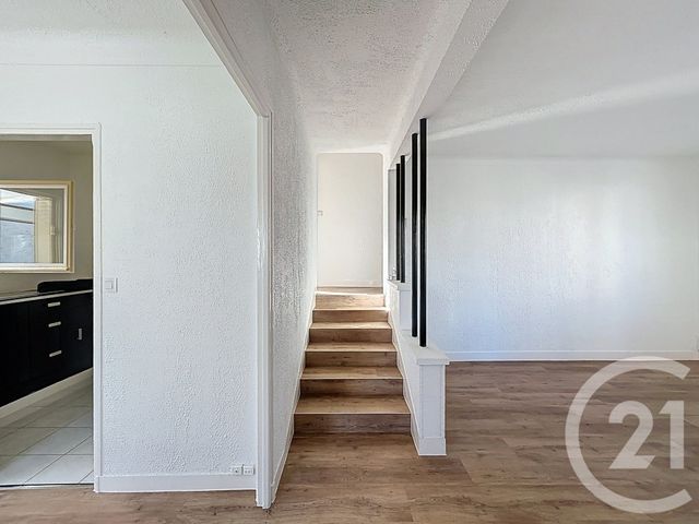 Maison à vendre - 4 pièces - 71,30 m2 - Sotteville Les Rouen - 76 - HAUTE-NORMANDIE