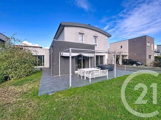 Maison à vendre - 6 pièces - 187,68 m2 - Le Grand Quevilly - 76 - HAUTE-NORMANDIE