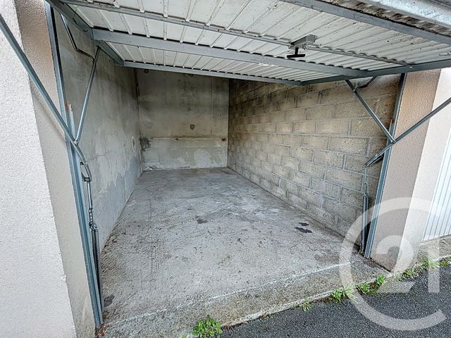 Afficher la photo en grand Appartement F3 à vendre - 3 pièces - 62,77 m2 - Le Petit Quevilly - 76 - HAUTE-NORMANDIE