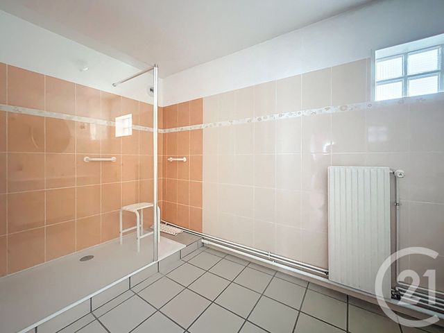 Appartement F5 à vendre - 5 pièces - 103,63 m2 - Sotteville Les Rouen - 76 - HAUTE-NORMANDIE