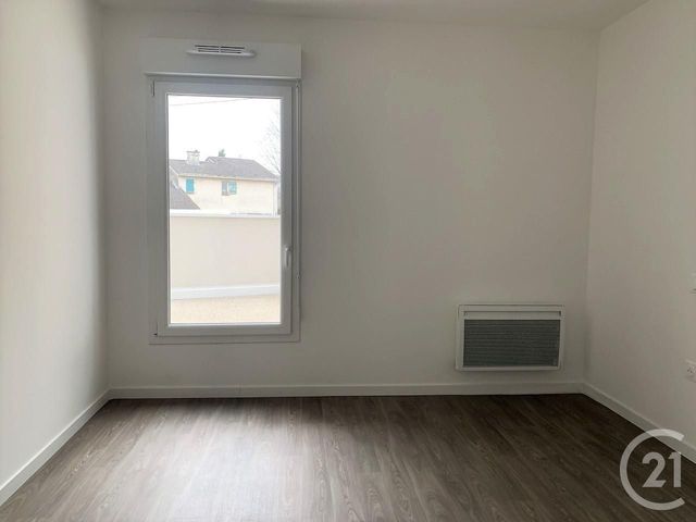 Appartement T2 à louer - 2 pièces - 46,85 m2 - Sotteville Les Rouen - 76 - HAUTE-NORMANDIE