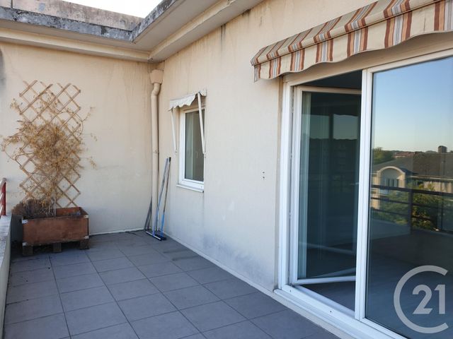 Appartement F3 à louer - 3 pièces - 63 m2 - Rouen - 76 - HAUTE-NORMANDIE