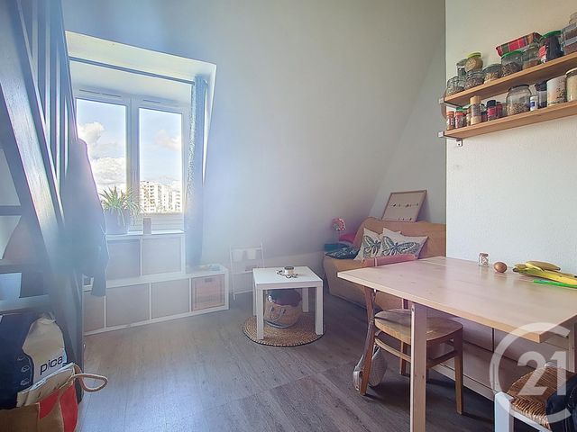 Appartement F1 &agrave; louer - 1 pi&egrave;ce - 27 m2 - Le Petit Quevilly - 76 - HAUTE-NORMANDIE