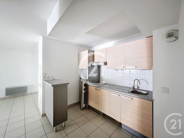 Appartement F3 &agrave; louer - 3 pi&egrave;ces - 74 m2 - Amfreville La Mi Voie - 76 - HAUTE-NORMANDIE