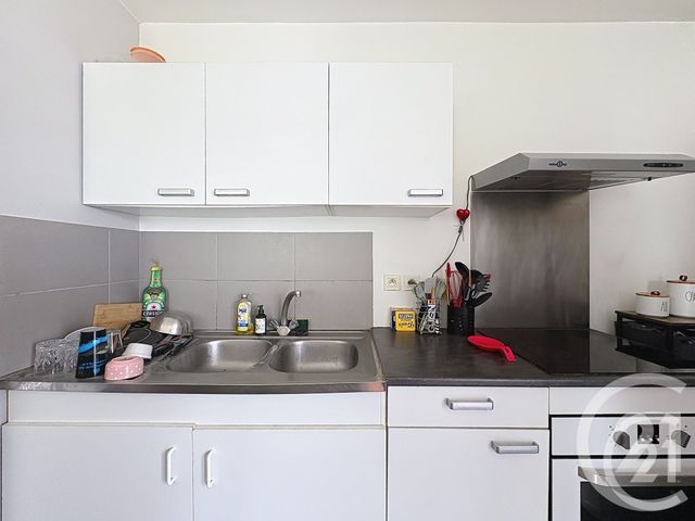 Appartement F2 &agrave; louer - 2 pi&egrave;ces - 41,90 m2 - St Etienne Du Rouvray - 76 - HAUTE-NORMANDIE