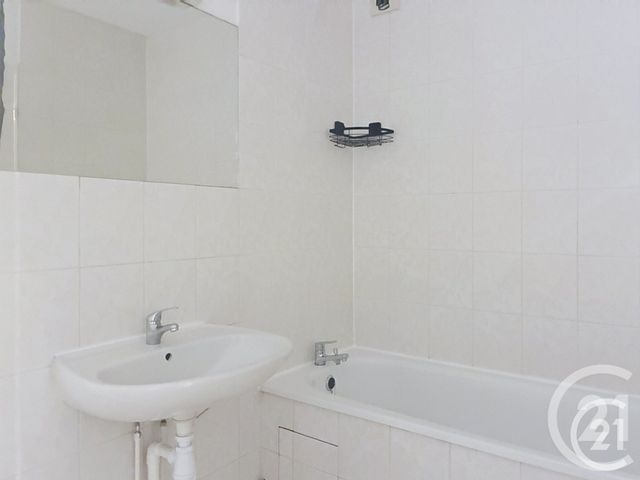 Appartement F4 &agrave; louer - 4 pi&egrave;ces - 92,12 m2 - Rouen - 76 - HAUTE-NORMANDIE