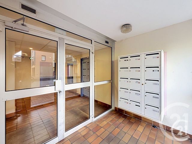 Appartement F2 &agrave; louer - 2 pi&egrave;ces - 46 m2 - Rouen - 76 - HAUTE-NORMANDIE