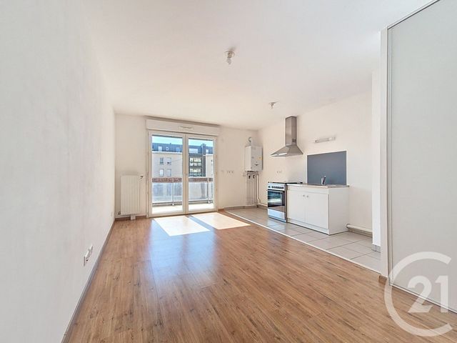 Appartement F2 &agrave; louer - 2 pi&egrave;ces - 42,14 m2 - Rouen - 76 - HAUTE-NORMANDIE