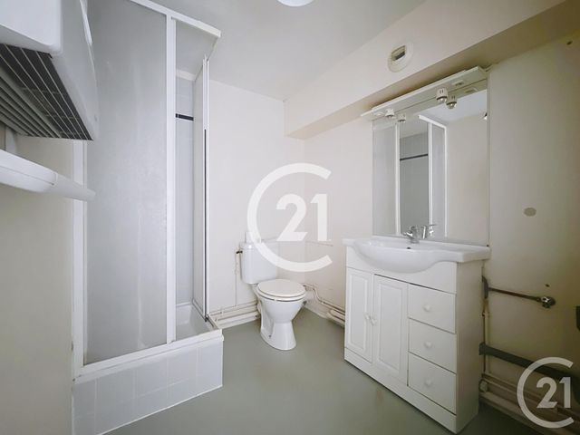Appartement F2 &agrave; louer - 2 pi&egrave;ces - 27 m2 - Le Petit Quevilly - 76 - HAUTE-NORMANDIE