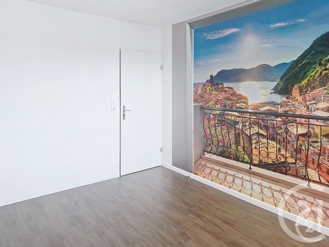Appartement F4 &agrave; vendre - 4 pi&egrave;ces - 70 m2 - St Etienne Du Rouvray - 76 - HAUTE-NORMANDIE