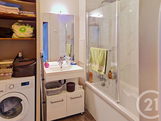 Appartement F4 &agrave; vendre - 4 pi&egrave;ces - 70 m2 - St Etienne Du Rouvray - 76 - HAUTE-NORMANDIE
