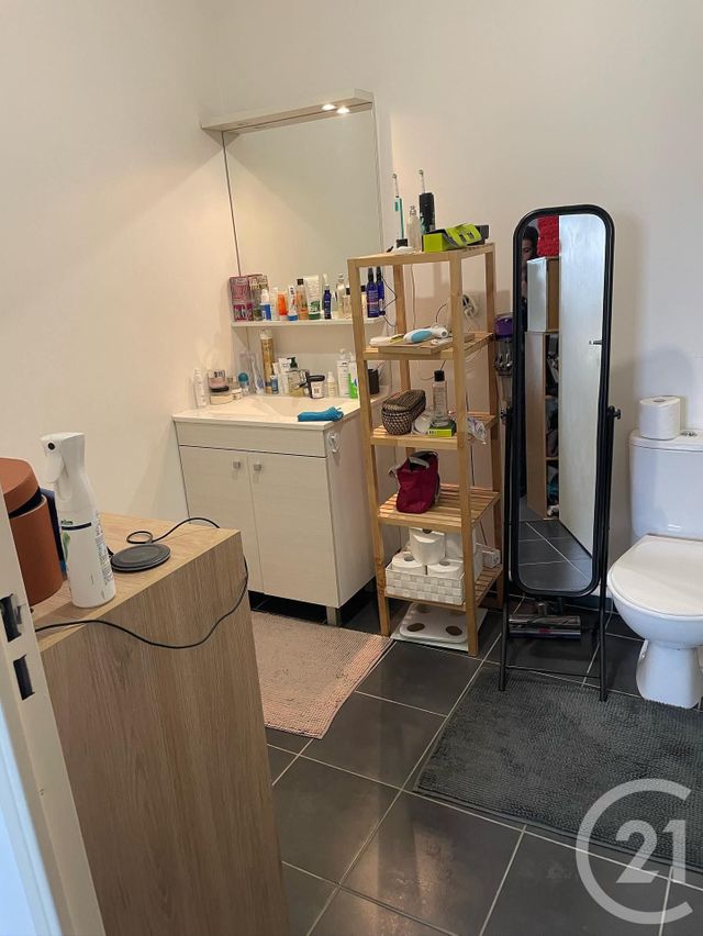 Appartement F2 &agrave; louer - 2 pi&egrave;ces - 48,93 m2 - Le Petit Quevilly - 76 - HAUTE-NORMANDIE