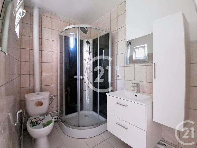 Appartement F2 &agrave; louer - 2 pi&egrave;ces - 38 m2 - Le Petit Quevilly - 76 - HAUTE-NORMANDIE