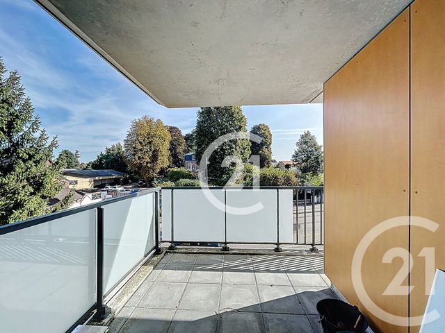 Appartement T3 à vendre - 3 pièces - 60 m2 - Le Mesnil Esnard - 76 - HAUTE-NORMANDIE