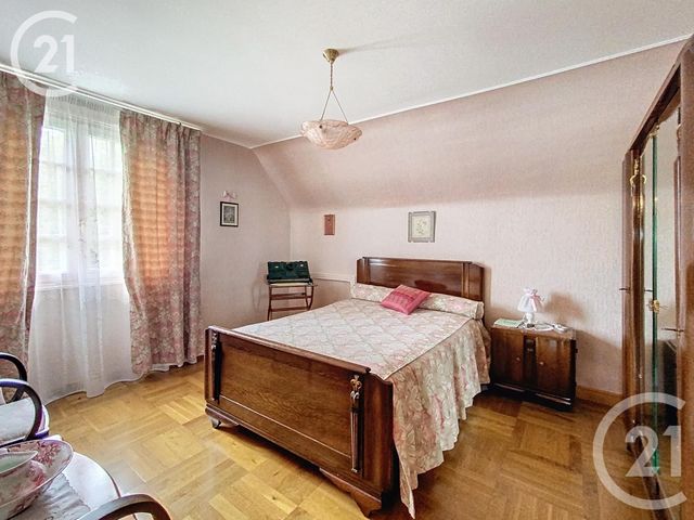 Maison à vendre - 6 pièces - 152,46 m2 - St Martin De Boscherville - 76 - HAUTE-NORMANDIE