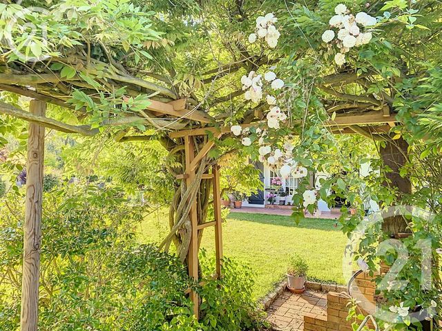 Maison à vendre - 6 pièces - 152,46 m2 - St Martin De Boscherville - 76 - HAUTE-NORMANDIE