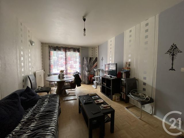 Appartement F3 à vendre - 3 pièces - 66,41 m2 - Le Petit Quevilly - 76 - HAUTE-NORMANDIE