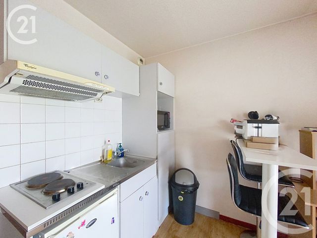 Afficher la photo en grand Appartement à vendre - 2 pièces - 22 m2 - 76 - HAUTE-NORMANDIE