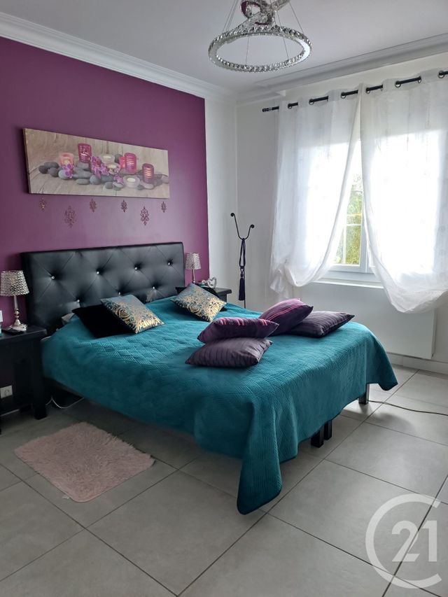 Afficher la photo en grand Maison à vendre - 6 pièces - 236 m2 - Vieux Manoir - 76 - HAUTE-NORMANDIE