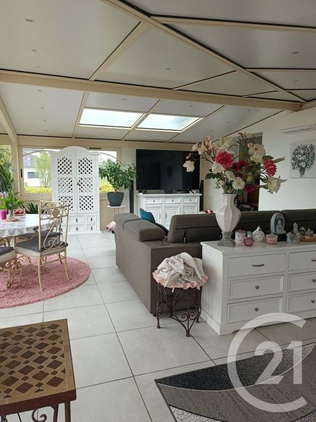 Afficher la photo en grand Maison à vendre - 6 pièces - 236 m2 - Vieux Manoir - 76 - HAUTE-NORMANDIE