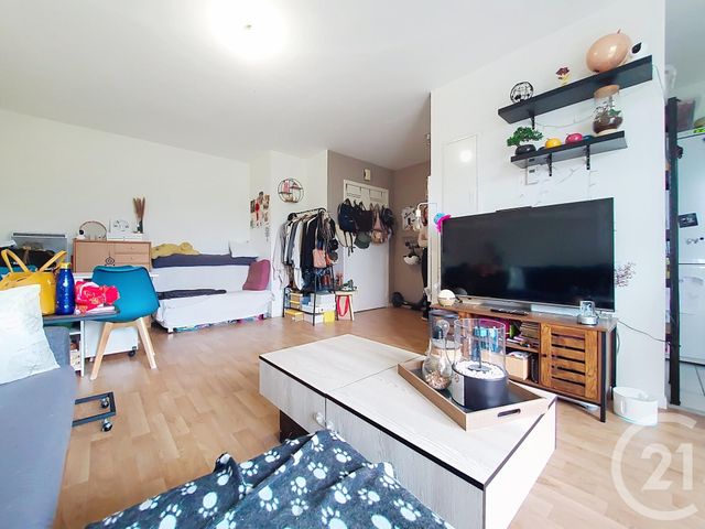 Appartement F2 à louer - 2 pièces - 45,75 m2 - Rouen - 76 - HAUTE-NORMANDIE