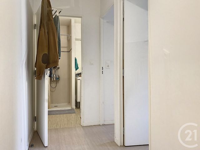 Afficher la photo en grand Appartement F3 à vendre - 3 pièces - 56,78 m2 - Mont St Aignan - 76 - HAUTE-NORMANDIE