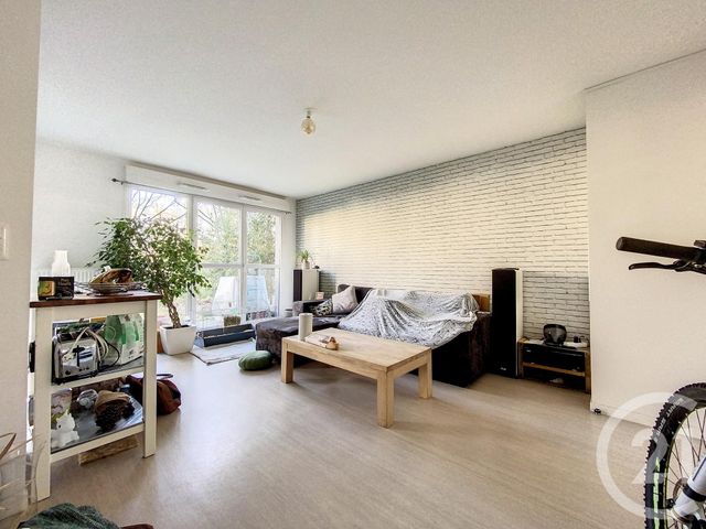 Afficher la photo en grand Appartement F3 à vendre - 3 pièces - 56,78 m2 - Mont St Aignan - 76 - HAUTE-NORMANDIE