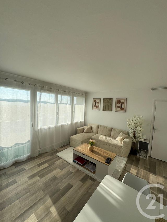 Appartement F3 à vendre - 3 pièces - 60 m2 - St Etienne Du Rouvray - 76 - HAUTE-NORMANDIE