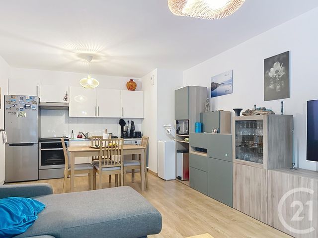 Appartement F3 &agrave; vendre - 3 pi&egrave;ces - 61,55 m2 - Deville Les Rouen - 76 - HAUTE-NORMANDIE