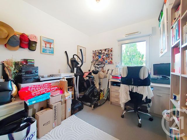 Afficher la photo en grand Appartement F3 à louer - 3 pièces - 61,79 m2 - Mont St Aignan - 76 - HAUTE-NORMANDIE