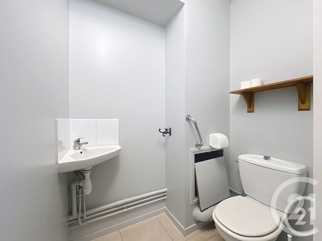 Afficher la photo en grand Appartement F2 à vendre - 2 pièces - 55,75 m2 - Mont St Aignan - 76 - HAUTE-NORMANDIE