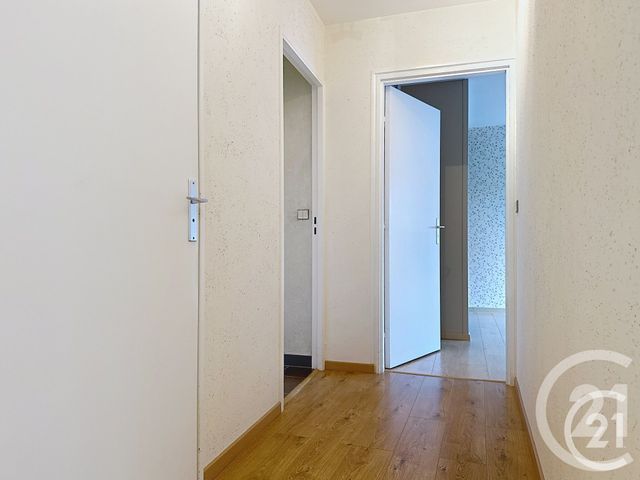 Afficher la photo en grand Appartement F2 à vendre - 2 pièces - 55,75 m2 - Mont St Aignan - 76 - HAUTE-NORMANDIE
