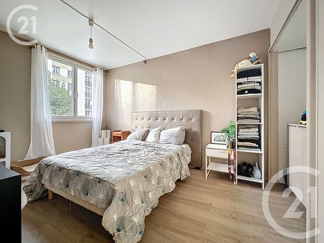 Afficher la photo en grand Appartement T3 à vendre - 3 pièces - 58,94 m2 - Rouen - 76 - HAUTE-NORMANDIE