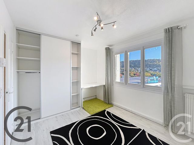 Appartement F3 à vendre - 3 pièces - 72,68 m2 - Rouen - 76 - HAUTE-NORMANDIE