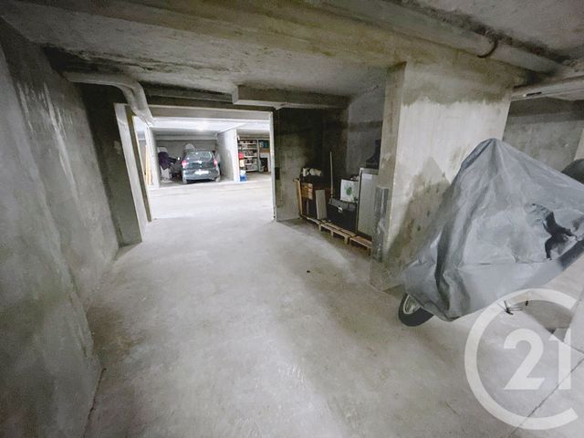 Parking à louer - 12 m2 - Rouen - 76 - HAUTE-NORMANDIE