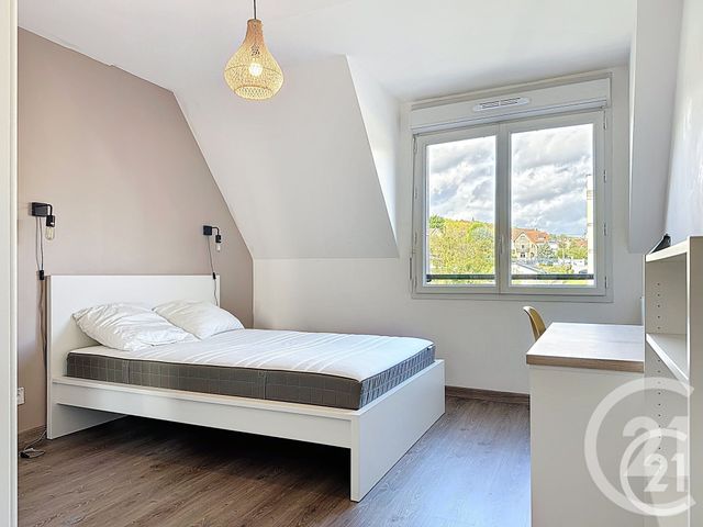 Afficher la photo en grand Appartement F4 à vendre - 4 pièces - 87 m2 - Rouen - 76 - HAUTE-NORMANDIE