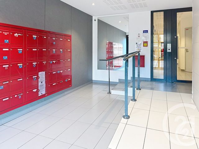 Afficher la photo en grand Appartement F4 à vendre - 4 pièces - 87 m2 - Rouen - 76 - HAUTE-NORMANDIE