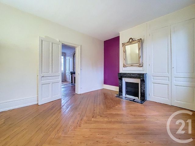 Afficher la photo en grand Appartement T5 à louer - 5 pièces - 122,87 m2 - Rouen - 76 - HAUTE-NORMANDIE