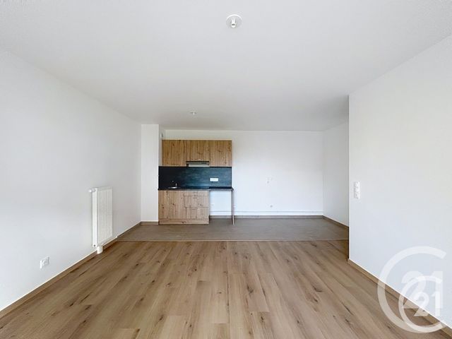 Afficher la photo en grand Appartement F3 à louer - 3 pièces - 61,56 m2 - Rouen - 76 - HAUTE-NORMANDIE