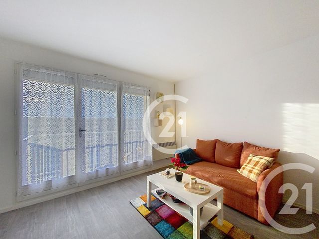 Appartement F1 à louer - 1 pièce - 32,67 m2 - Deville Les Rouen - 76 - HAUTE-NORMANDIE