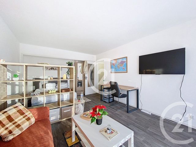 Appartement F1 à louer - 1 pièce - 32,67 m2 - Deville Les Rouen - 76 - HAUTE-NORMANDIE