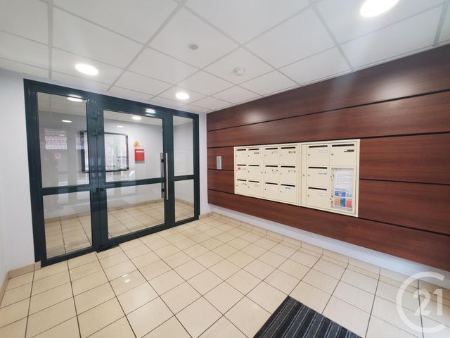 Appartement F2 à louer - 2 pièces - 46,76 m2 - Darnetal - 76 - HAUTE-NORMANDIE